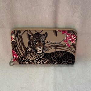 Salvatore Ferragamo Tan Leopard Print Women's Wallet
Excellent like new